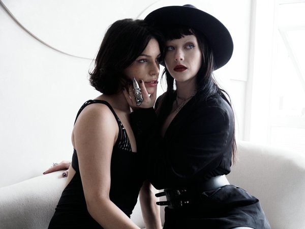 Exploring the latest eco-chic fabrics in uk women's fashion: the ultimate guide to recycled textiles